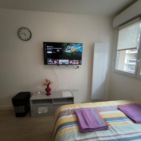 Апартаменты Studio Paris Sud A Cote Du Metro Вильжюиф Экстерьер фото